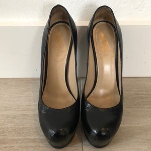 Used YSL Tribute pumps